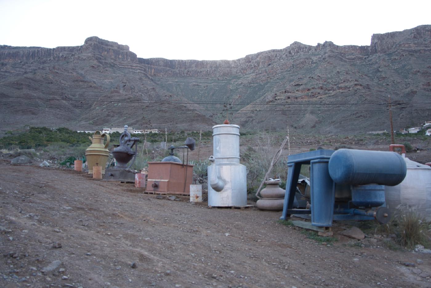 A collection of giant kitchen utensils, looks owned by Titans
